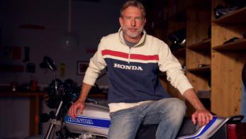 Honda EICMA 2025: Νέα συλλογή ρούχων που ενώνει μόδα και μοτοσυκλέτα Honda EICMA 2025: Νέα συλλογή ρούχων που ενώνει μόδα και μοτοσυκλέτα