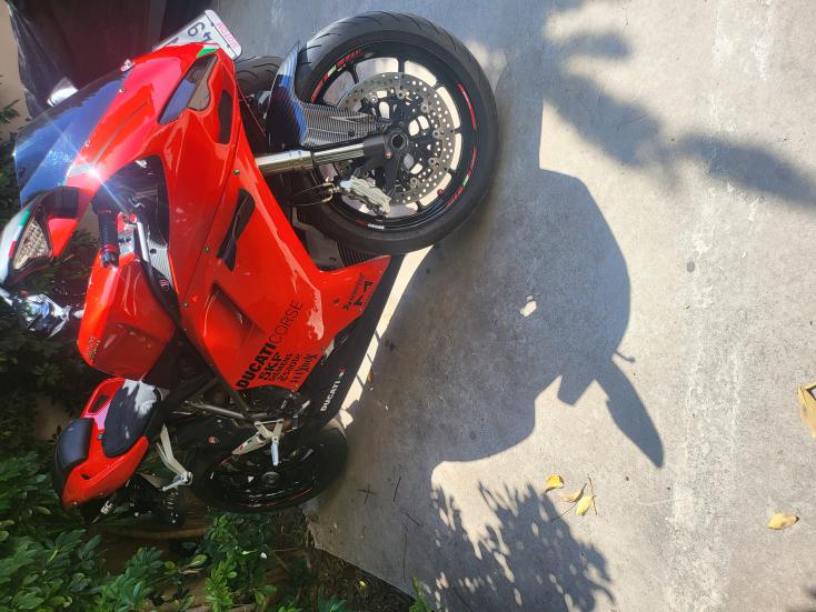Ducati  848 08