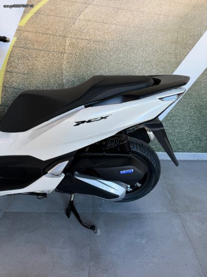 Honda PCX 125 - ΒS 2024 - 3 490 EUR Καινούργιες - Μεταχειρισμένες Μοτοσυκλέτες