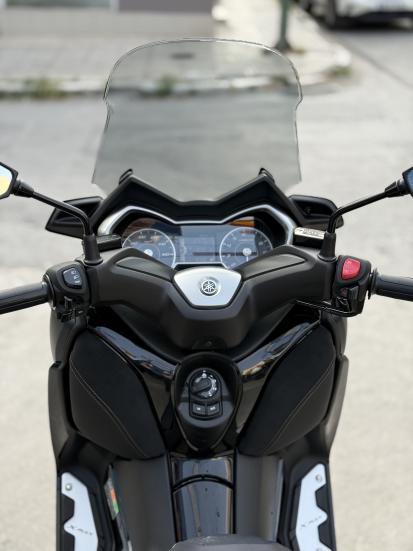 Yamaha X-Max 300 - TECH MAX 2022 - 6 000 EUR - Roller/Scooter - Μεταχειρισμένο