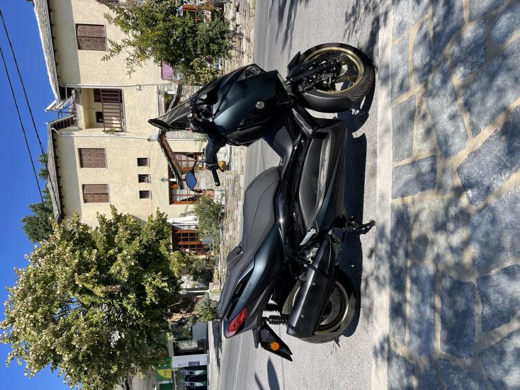 Yamaha X-Max 300 - TECH MAX 2022 - 6 000 EUR - Roller/Scooter - Μεταχειρισμένο