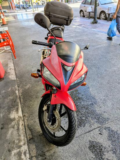 Honda  CBR 125R 09