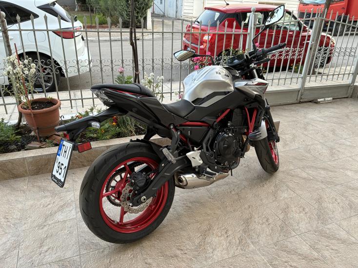 Kawasaki Z 650 -  2023 - 6 400 EUR - Naked - Μεταχειρισμένο
