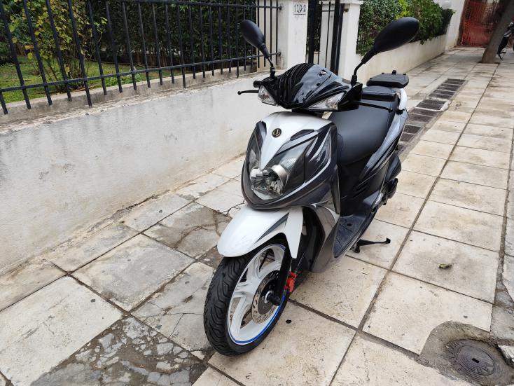 Sym Symphony SR 150 -  2015 - 1 300 EUR - Roller/Scooter - Μεταχειρισμένο