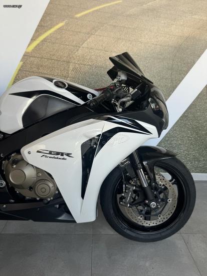 Honda CBR 1000RR -  2008 - 7 000 EUR - Μηχανή Δρόμου - Μεταχειρισμένο