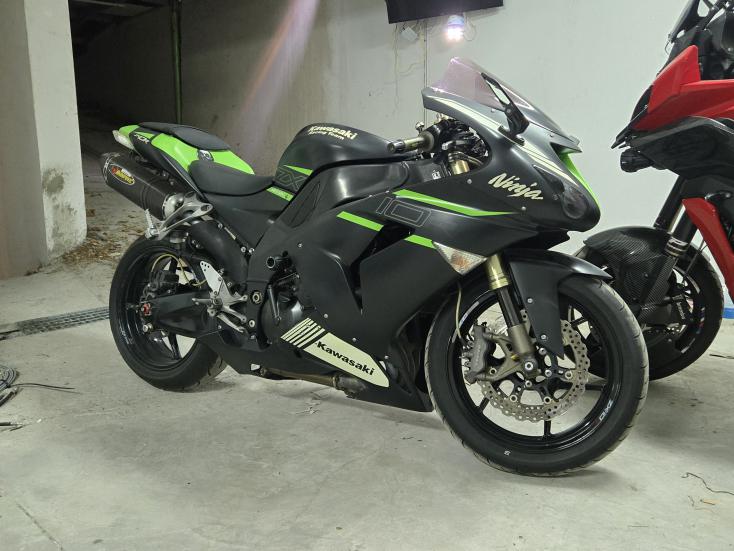 Kawasaki Ninja ZX - 10 R -  2007 - 5 000 EUR - Super Sport - Μεταχειρισμένο