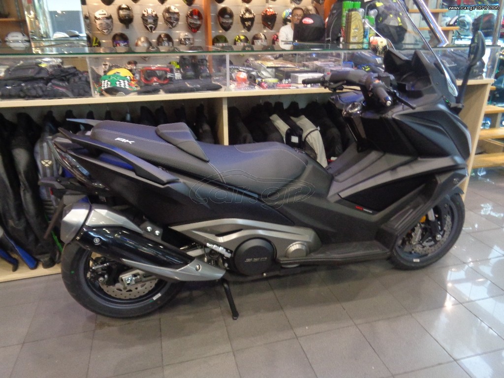 Kymco  AK 550 22