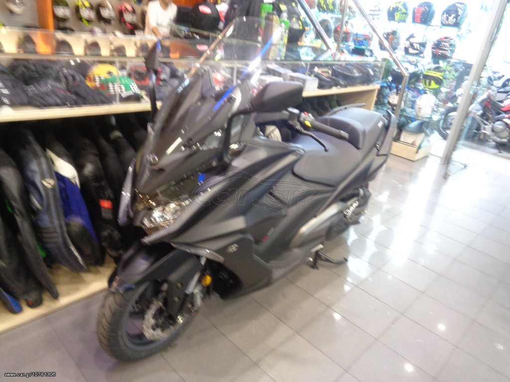 Kymco AK 550 -  2022 - 10 495 EUR Καινούργιες - Μεταχειρισμένες Μοτοσυκλέτες