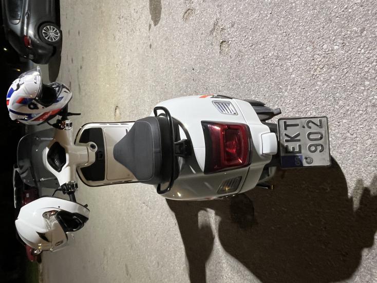 Vespa GTS Super Sport -  2024 - 4 600 EUR - Roller/Scooter - Μεταχειρισμένο