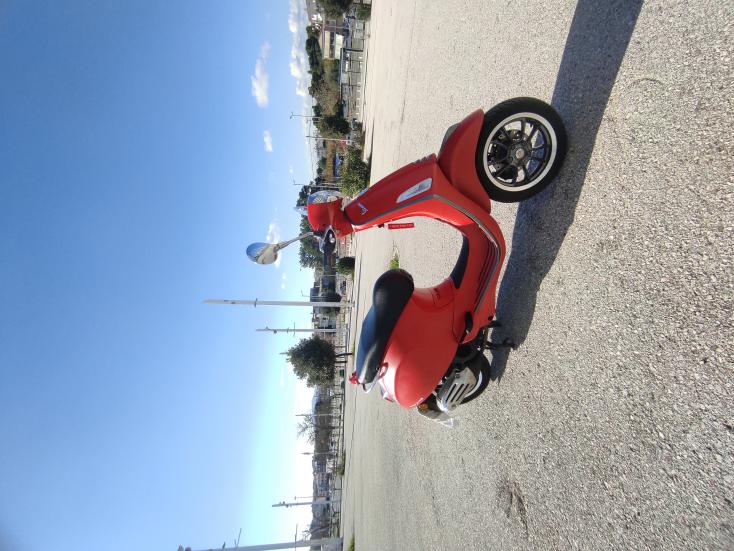 Vespa  Primavera 19