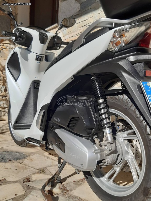 Honda SH 150i -  2018 - 2 999 EUR Καινούργιες - Μεταχειρισμένες Μοτοσυκλέτες