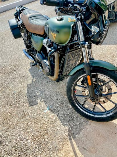 Triumph  Bonneville T100 18