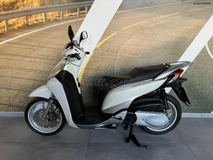 Honda SH 300 -  2016 - 2 600 EUR - Roller/Scooter - Μεταχειρισμένο