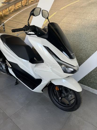Honda PCX 125 - ABS 2026 - 2 300 EUR - Μηχανή Δρόμου - Μεταχειρισμένο