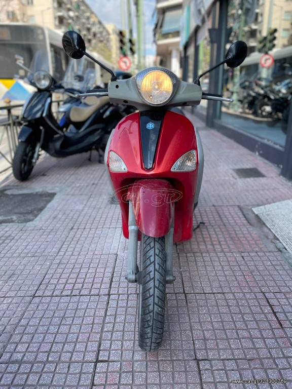 Piaggio Liberty 50 -  2004 - 750 EUR Καινούργιες - Μεταχειρισμένες Μοτοσυκλέτες