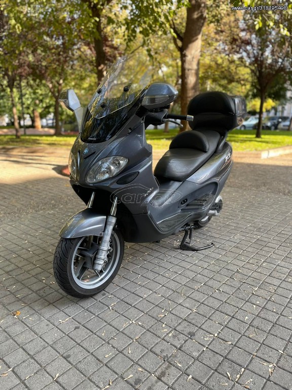 Piaggio X-9 -  2005 - 1 100 EUR Καινούργιες - Μεταχειρισμένες Μοτοσυκλέτες