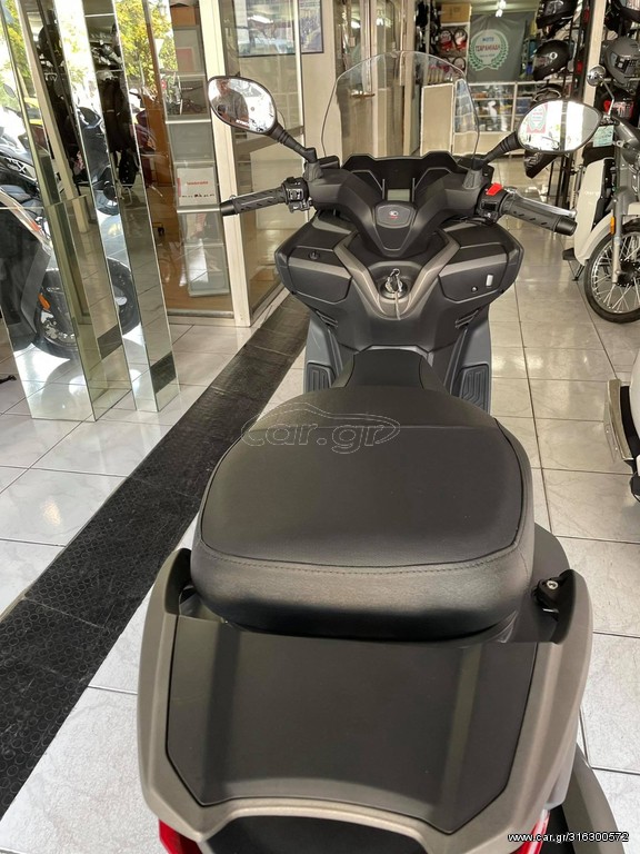 Kymco X-Town 300i -  2022 - 4 695 EUR Καινούργιες - Μεταχειρισμένες Μοτοσυκλέτες