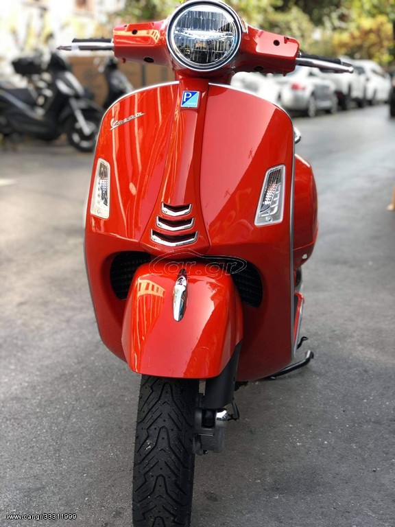 Piaggio Vespa GTS 300 -  2022 - 4 660 EUR - Roller/Scooter - Καινούριο