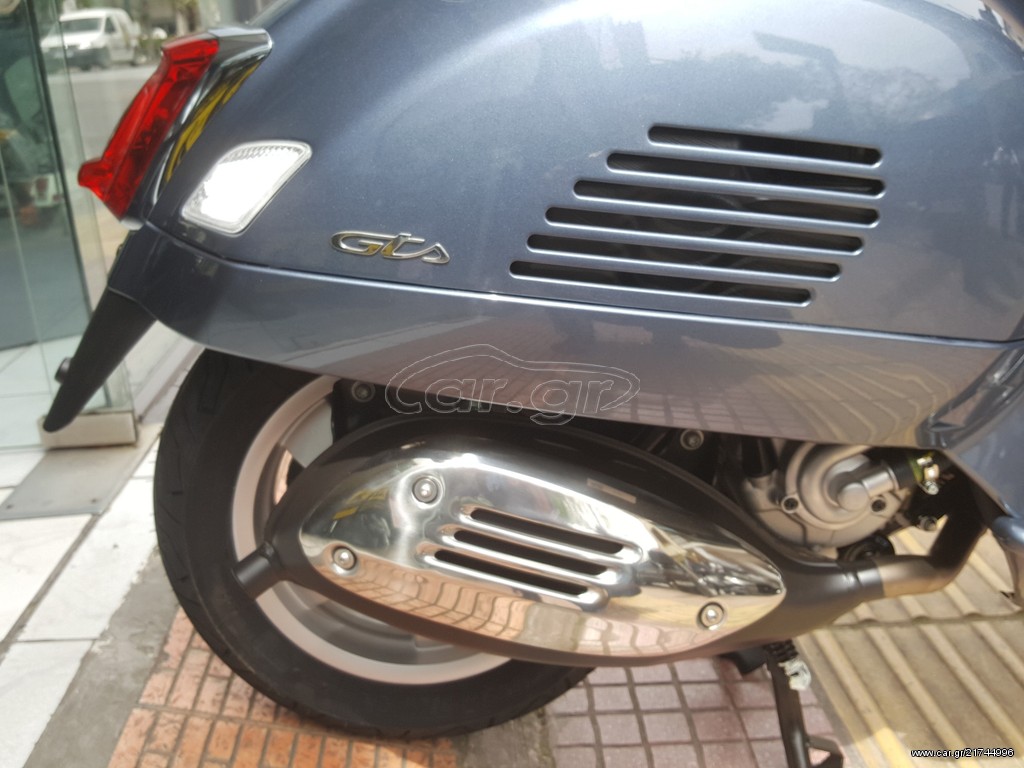 Piaggio Vespa GTS 300 -  2022 - 4 660 EUR Καινούργιες - Μεταχειρισμένες Μοτοσυκλ