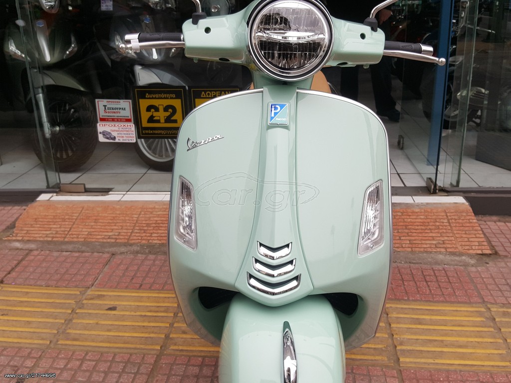 Piaggio Vespa GTS 300 -  2022 - 4 660 EUR Καινούργιες - Μεταχειρισμένες Μοτοσυκλ