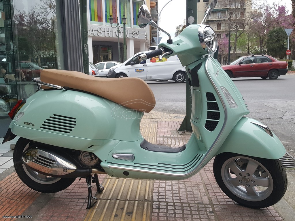 Piaggio Vespa GTS 300 -  2022 - 4 660 EUR Καινούργιες - Μεταχειρισμένες Μοτοσυκλ