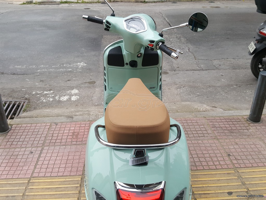 Piaggio Vespa GTS 300 -  2022 - 4 660 EUR Καινούργιες - Μεταχειρισμένες Μοτοσυκλ