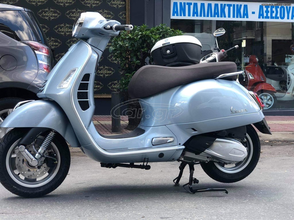 Piaggio Vespa GTS 300 -  2022 - 4 660 EUR Καινούργιες - Μεταχειρισμένες Μοτοσυκλ