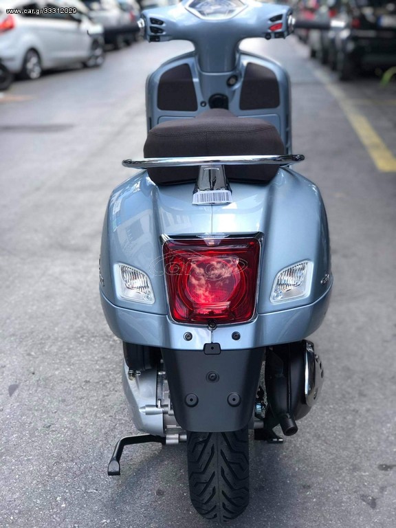 Piaggio Vespa GTS 300 -  2022 - 4 660 EUR Καινούργιες - Μεταχειρισμένες Μοτοσυκλ