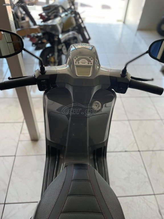 Lambretta  -  2022 - 3 499 EUR Καινούργιες - Μεταχειρισμένες Μοτοσυκλέτες