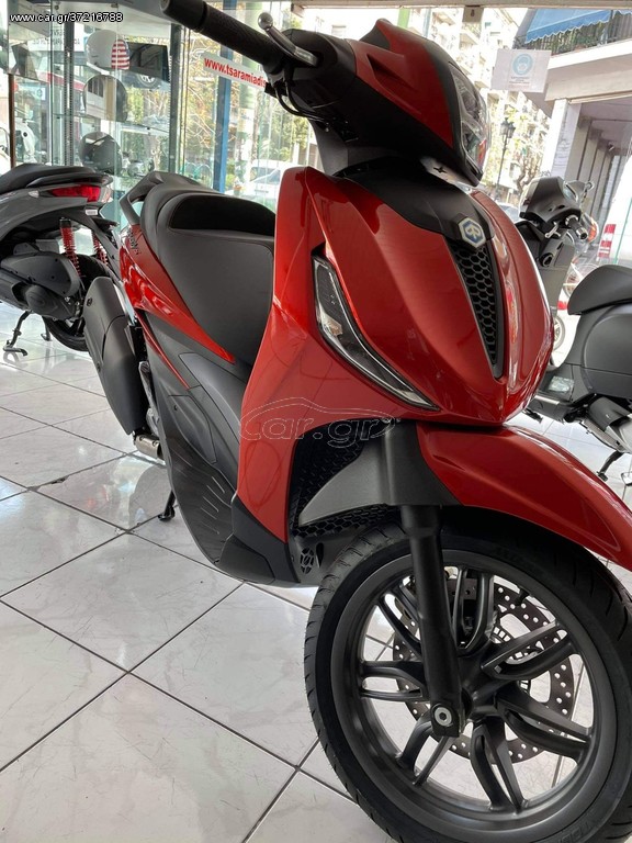 Piaggio Beverly 400 -  2022 - 5 990 EUR Καινούργιες - Μεταχειρισμένες Μοτοσυκλέτ