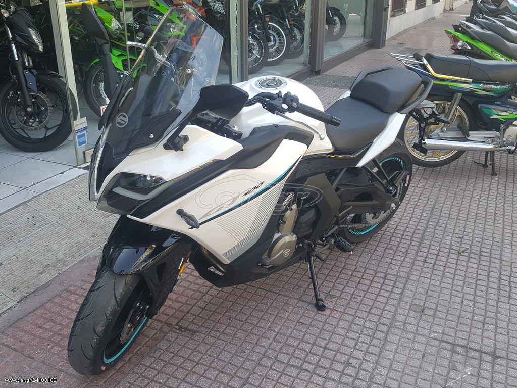 CFmoto 400GT -  2022 - 4 990 EUR Καινούργιες - Μεταχειρισμένες Μοτοσυκλέτες