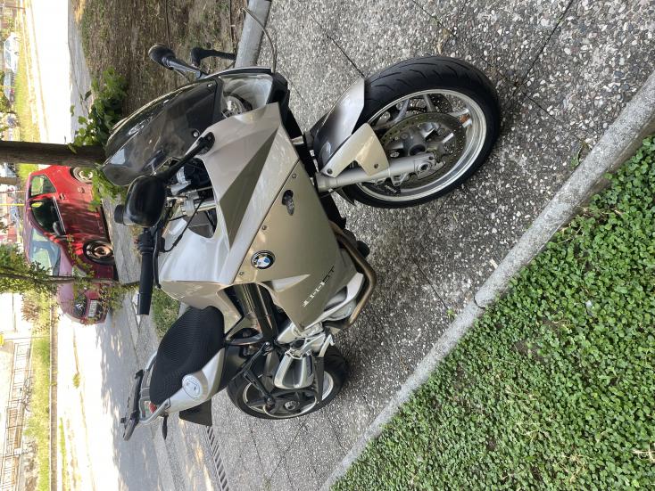Bmw  F 800 ST 09