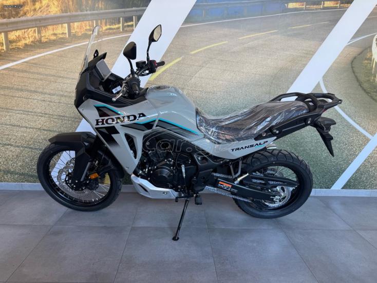 Honda Transalp - 750 XL E-clutch 2026 - 12 000 EUR - On/Off - Μεταχειρισμένο