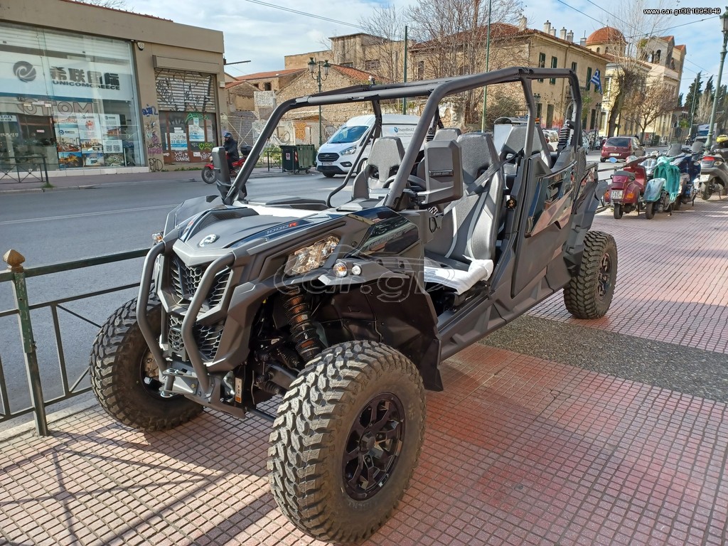 CAN-AM  Maverick X3 Rc 22