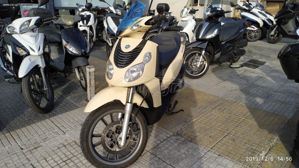 Piaggio Carnaby 250 -  2008 - 1 700 EUR Καινούργιες - Μεταχειρισμένες Μοτοσυκλέτ