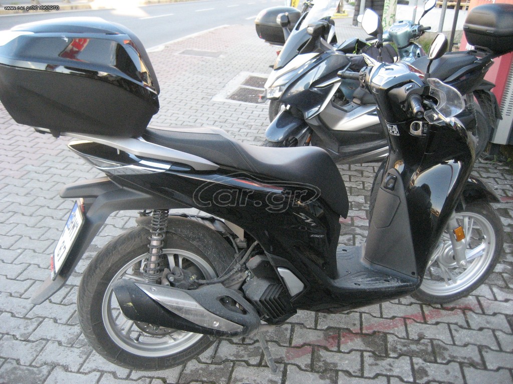 Honda  SH 150i 22
