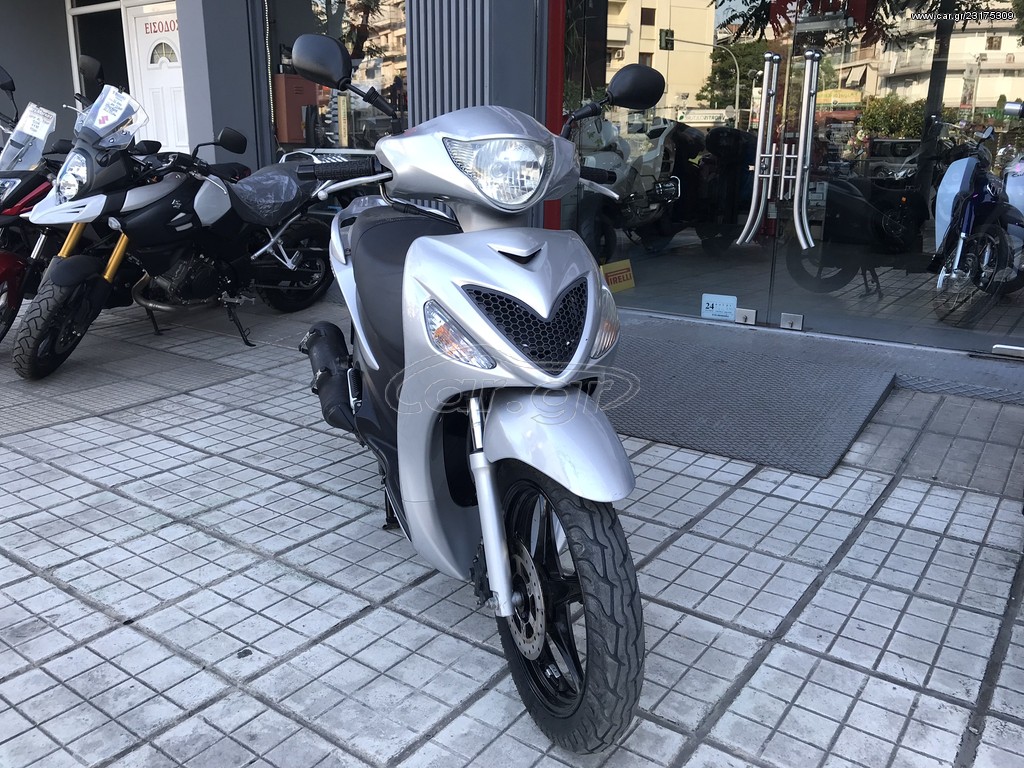 Suzuki Sixteen 125 -  2008 - 1 295 EUR Καινούργιες - Μεταχειρισμένες Μοτοσυκλέτε