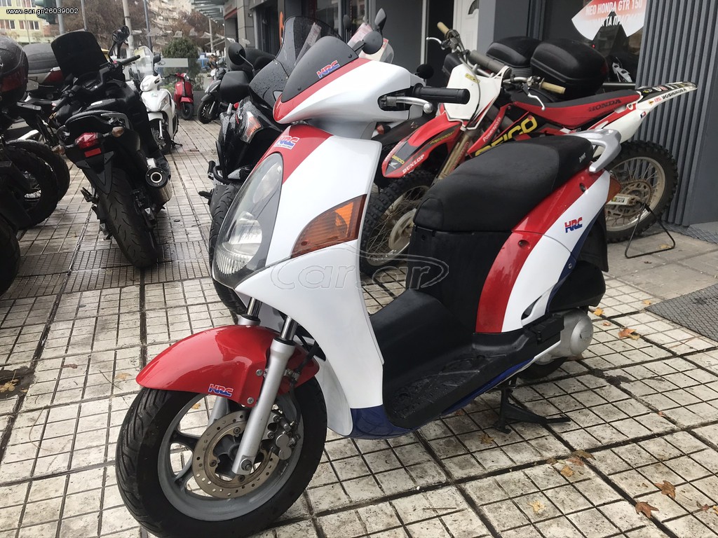 Honda NES 125 -  2000 - 1 195 EUR Καινούργιες - Μεταχειρισμένες Μοτοσυκλέτες