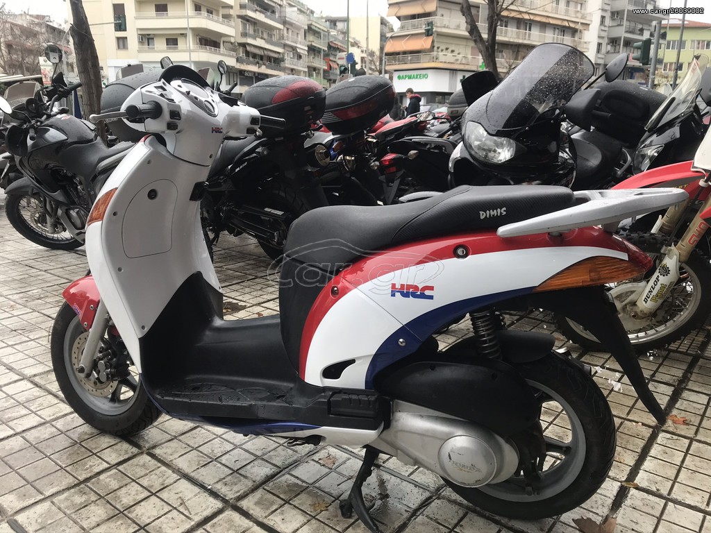 Honda NES 125 -  2000 - 1 195 EUR Καινούργιες - Μεταχειρισμένες Μοτοσυκλέτες