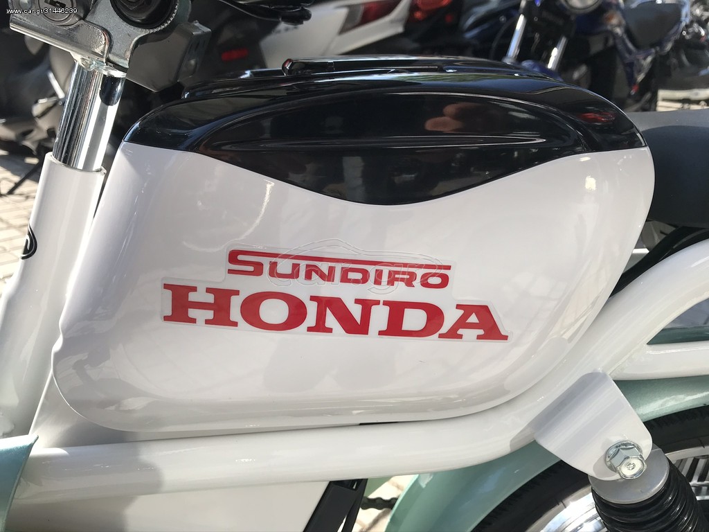 Honda  -  2022 - 945 EUR Καινούργιες - Μεταχειρισμένες Μοτοσυκλέτες