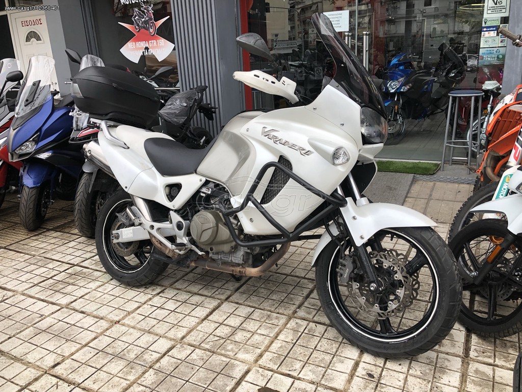 Honda XL 1000V Varadero -  2001 - 2 495 EUR Καινούργιες - Μεταχειρισμένες Μοτοσυ