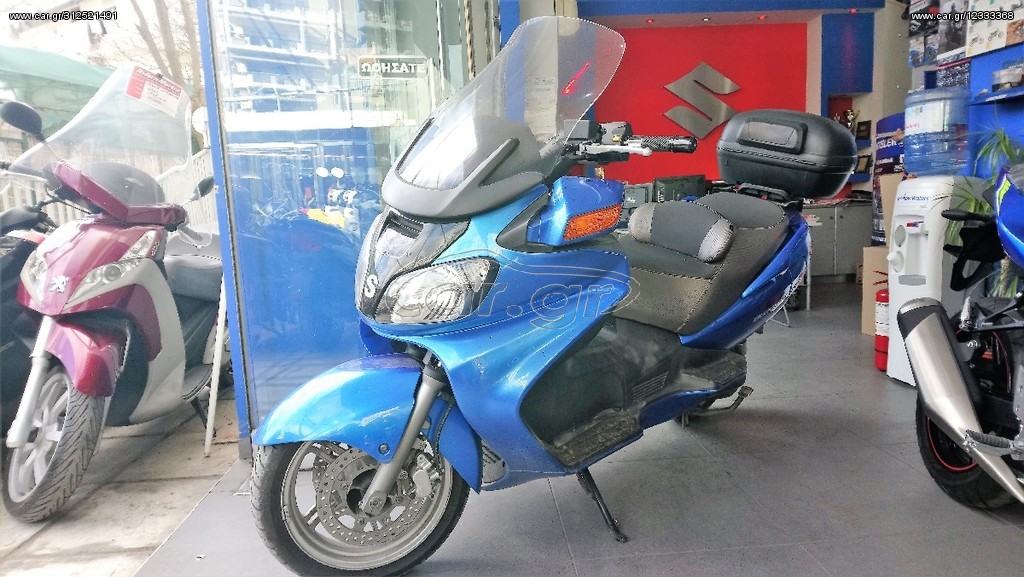 Suzuki AN 650 Burgman -  2003 - 2 495 EUR Καινούργιες - Μεταχειρισμένες Μοτοσυκλ