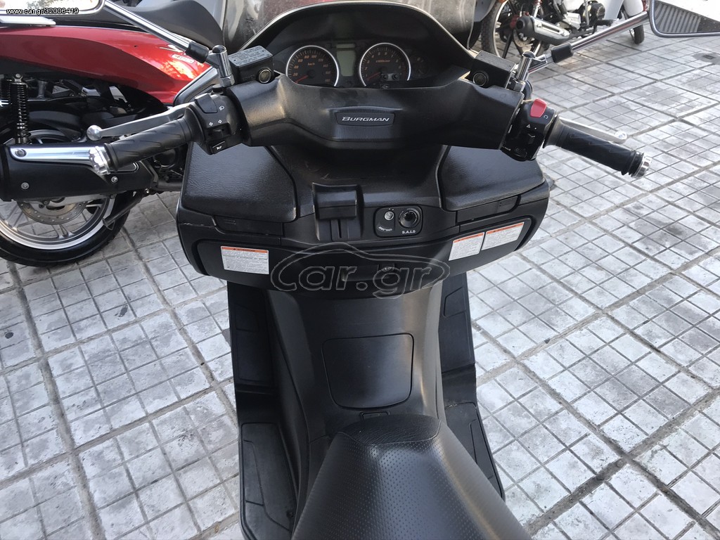 Suzuki AN 400 Burgman -  2007 - 2 195 EUR Καινούργιες - Μεταχειρισμένες Μοτοσυκλ