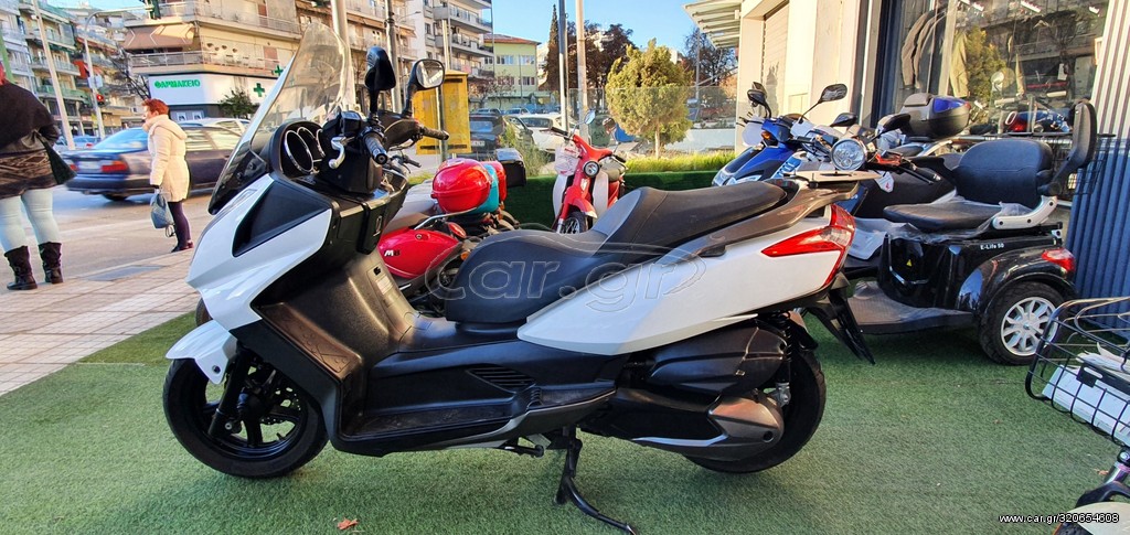 Kymco Downtown 200i -  2011 - 1 995 EUR Καινούργιες - Μεταχειρισμένες Μοτοσυκλέτ