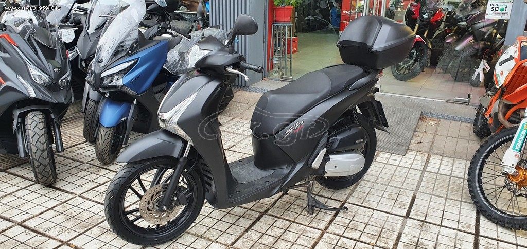 Honda SH 150i R -  2016 - 2 695 EUR Καινούργιες - Μεταχειρισμένες Μοτοσυκλέτες