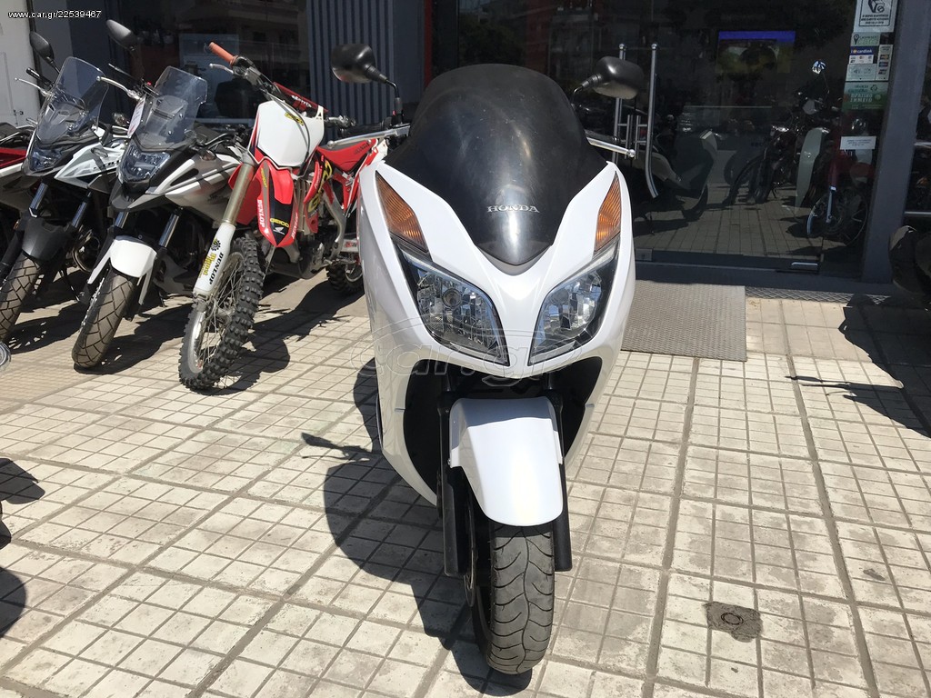 Honda Forza 300 -  2013 - 3 595 EUR Καινούργιες - Μεταχειρισμένες Μοτοσυκλέτες