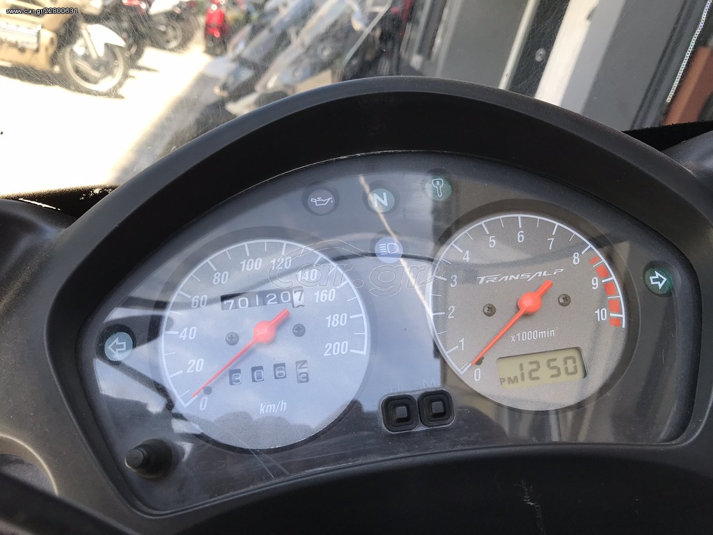 Kymco Downtown 350i -  2022 - 5 695 EUR Καινούργιες - Μεταχειρισμένες Μοτοσυκλέτ