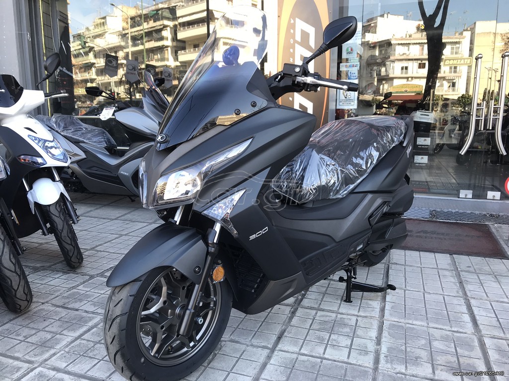 Kymco X-Town 300i -  2022 - 4 695 EUR Καινούργιες - Μεταχειρισμένες Μοτοσυκλέτες