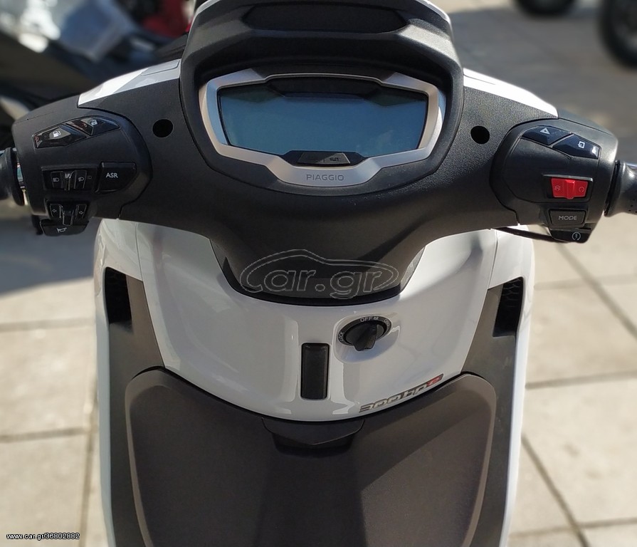 Piaggio Beverly 300i -  2022 - 4 990 EUR Καινούργιες - Μεταχειρισμένες Μοτοσυκλέ