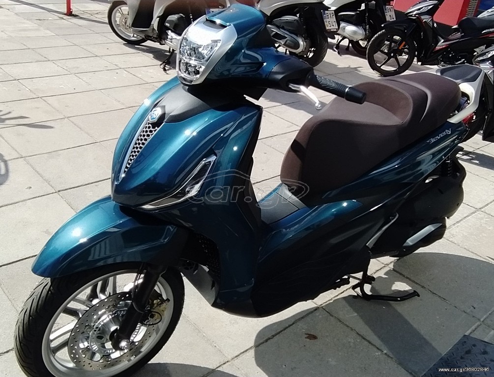 Piaggio Beverly 300i -  2022 - 4 990 EUR Καινούργιες - Μεταχειρισμένες Μοτοσυκλέ